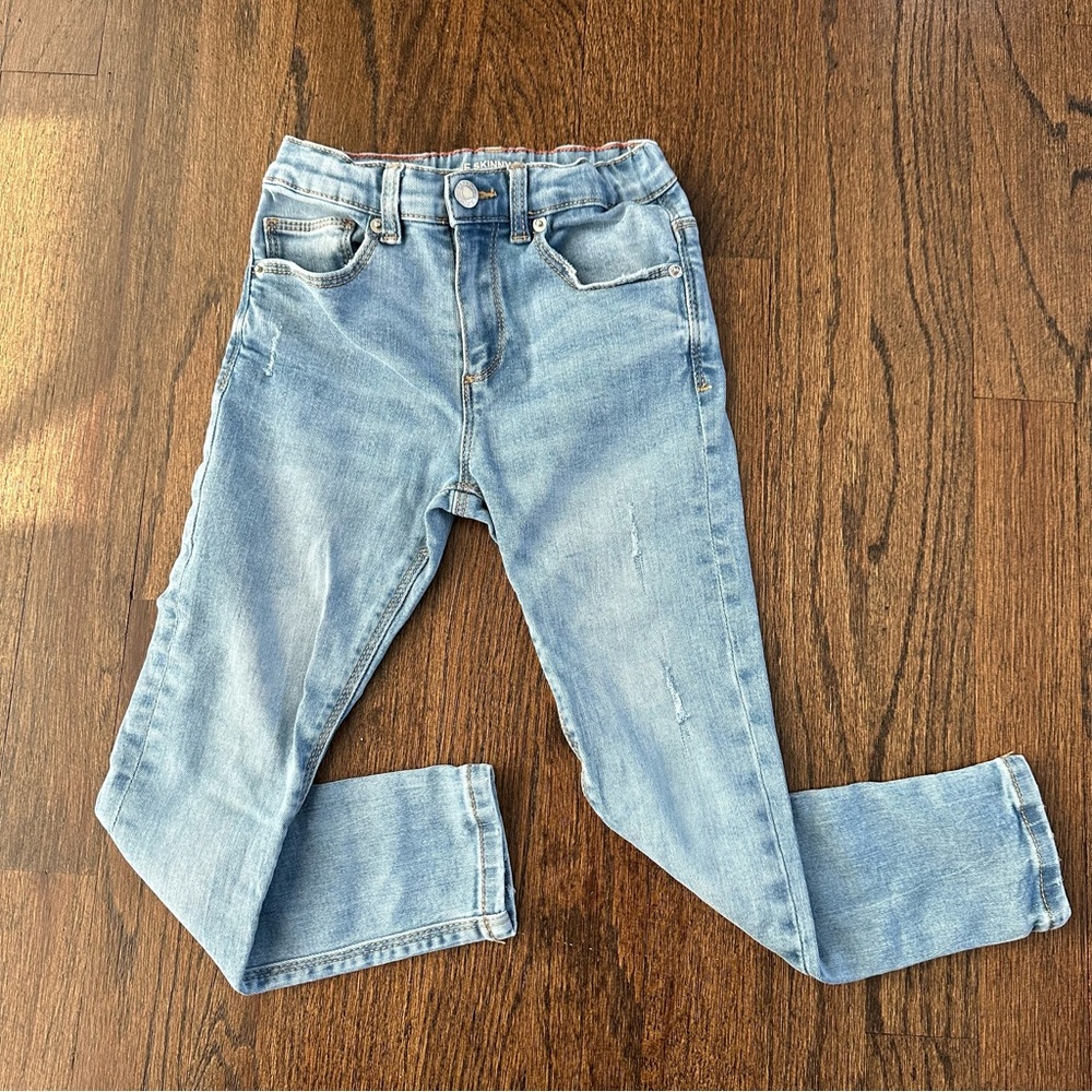 Zara Boys Light wash skinny jeans
